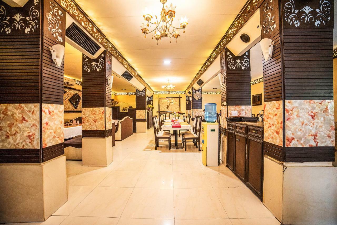 Fabhotel Santoor Geeta Bhawan Square Indore Exterior foto